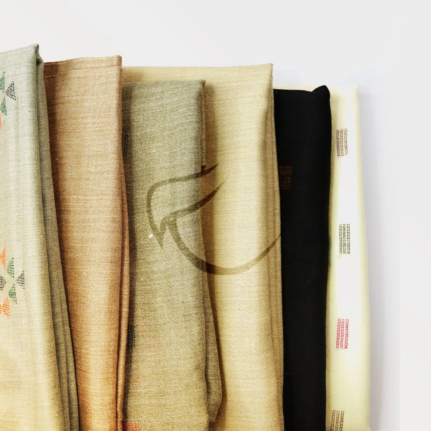 Chaadar brand identity — screen 2 of 11